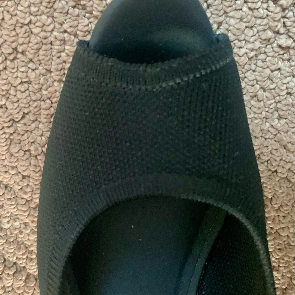 VIVAIA SHOES WEDGE OPEN TOE SIZE 7 1/2 BLACK